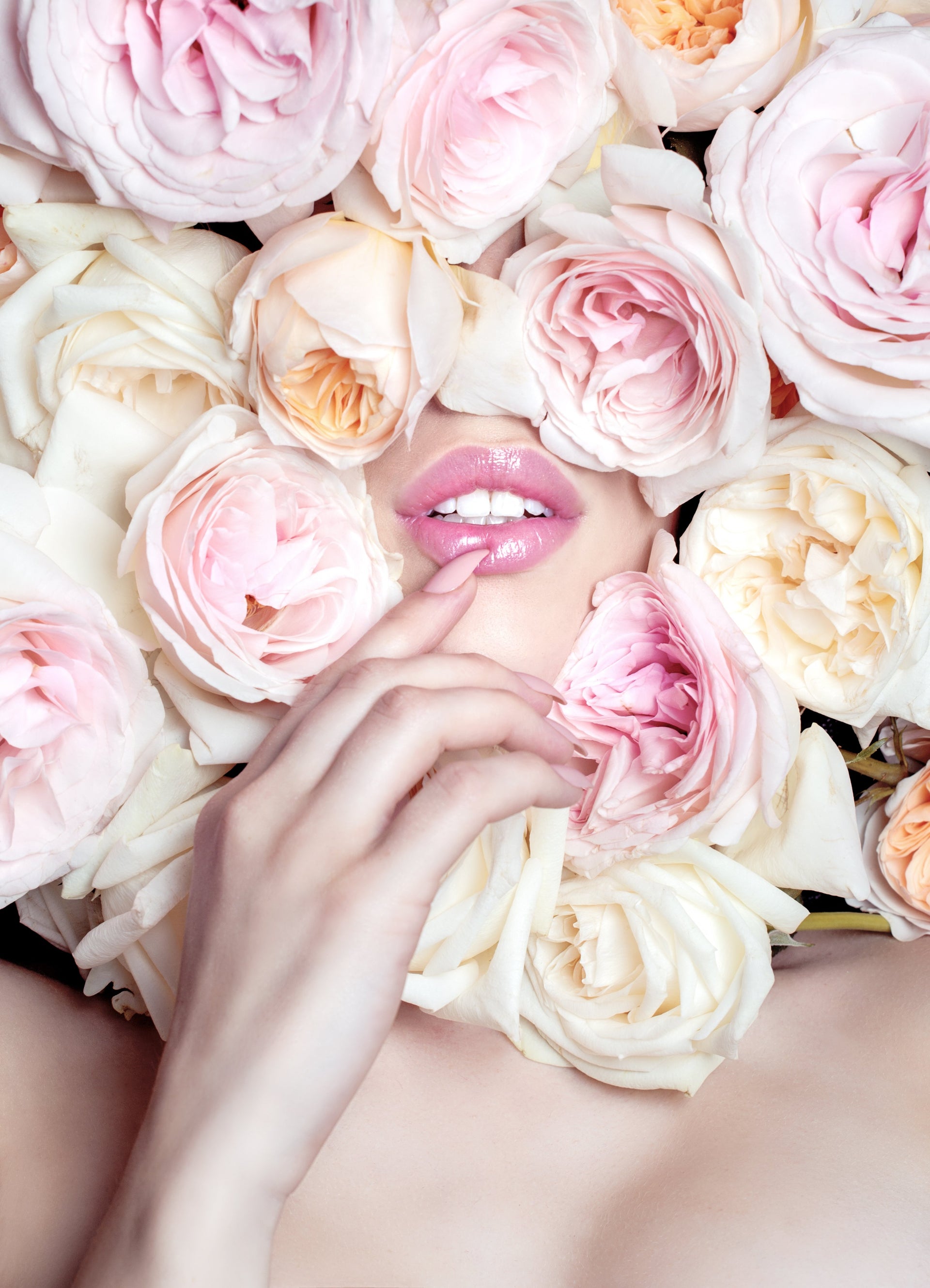 florist london, florist, florist uk, contactless flower delivery, flower delivery, flower delivery uk, home flowers london, event florist london, event florist, event designer london, luxury wedding planner, home interior