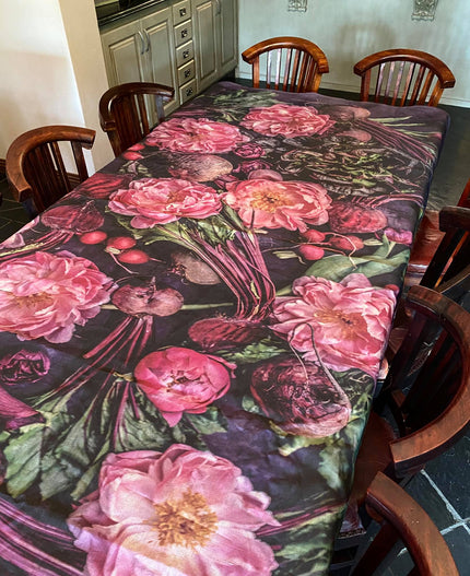 Table Cloth (150 cm x 300 cm) with bespoke flower and fruit print, BOLTE Home Textiles Collection