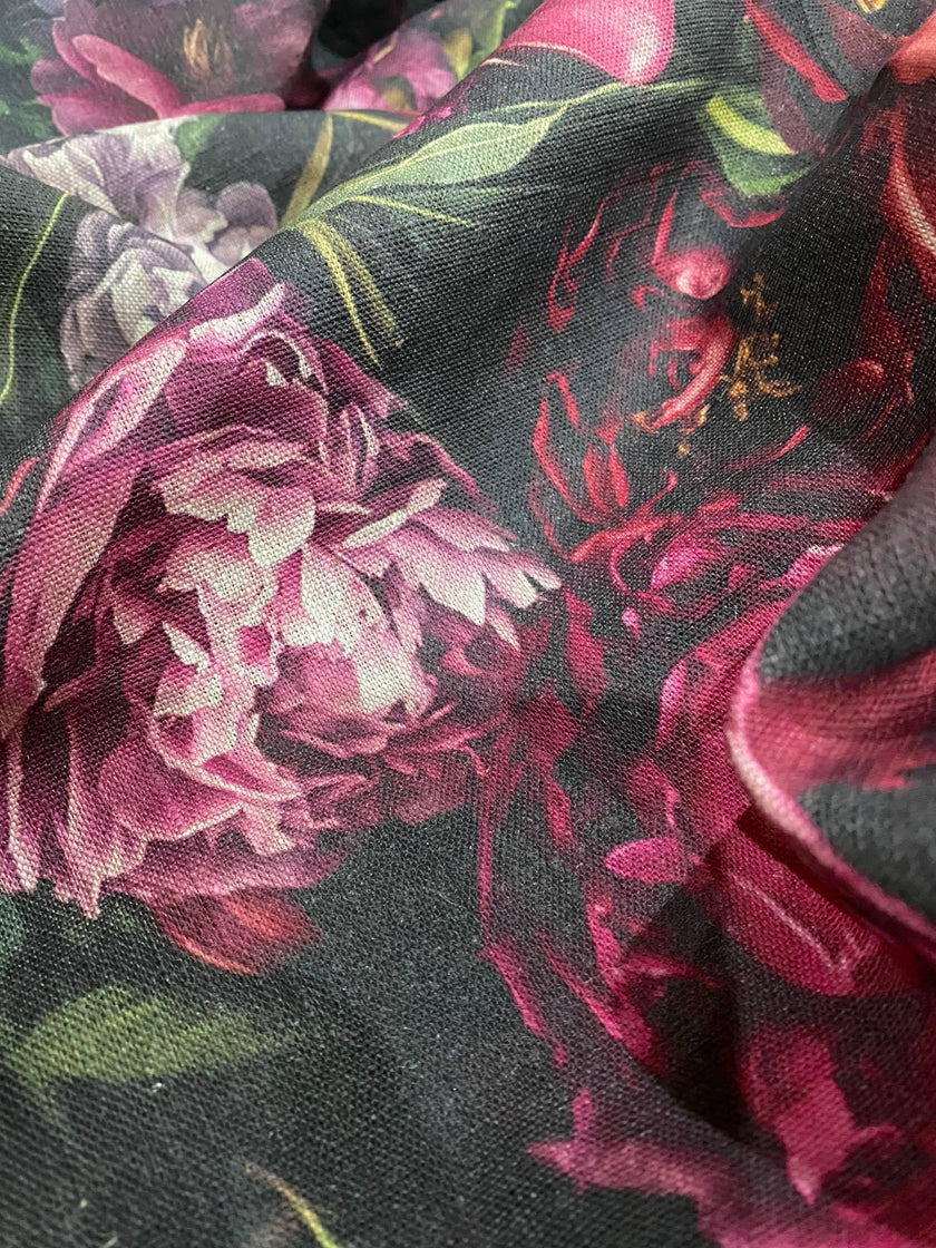 Table Runner (70 cm x 300 cm) with bespoke flower and fruit print, BOLTE Home Textiles Collection