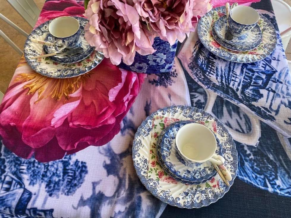 Table Runner (70 cm x 150 cm)